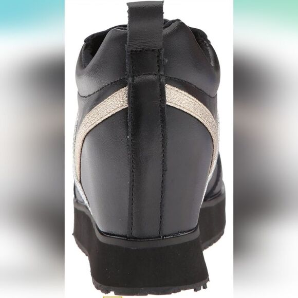 NIB Very Volatile Sarita Wedge Sneaker - Picture 4 of 8